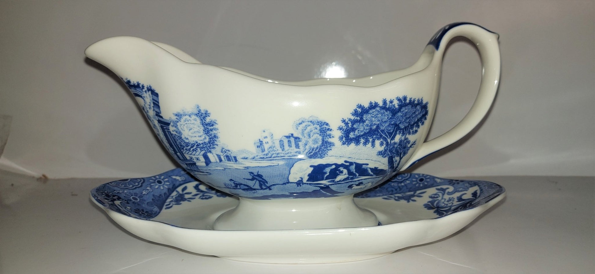 Spode Blue Italian Gravy Boat And Stand - Shoppedeals
