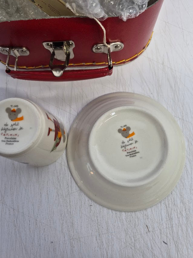 Deal-Apilco Children's bowl and cup  set Arthur