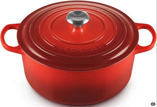 Le Creuset - 4.3L (4.5 QT) cherry red Enamel Cast Iron Round Oven---9202---