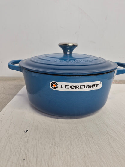 Deal- Le Creuset - 7L (7.25 QT) MARSEILLE Blue Enamel Cast Iron Round Oven---9203